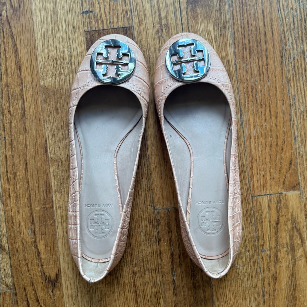 Tory Burch Ballet Croc-Embossed Flats -Peach Color sz:8